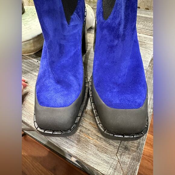 Tory Burch
Expedition 85mm Chelsea boots - Picture 3 of 10